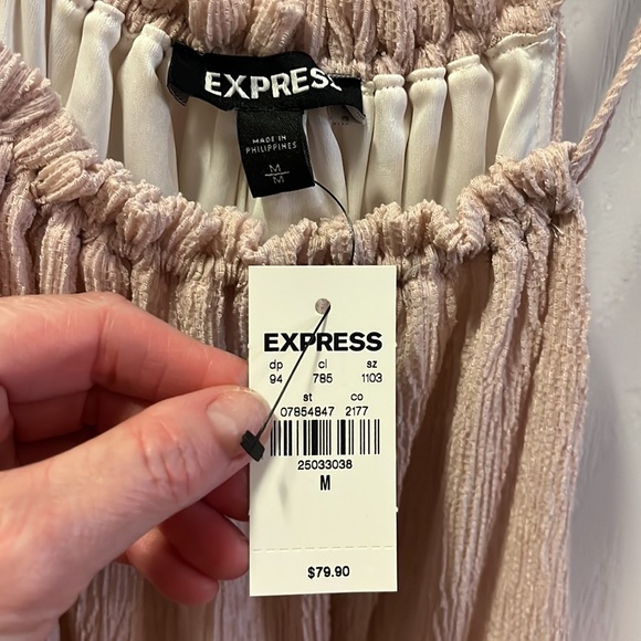 Express medium dress blush pink midi length tiered dress.NWTs - Picture 9 of 11